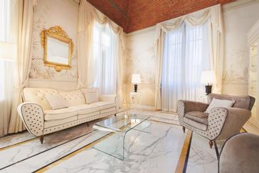 Bienvenido a Hotel Embassy